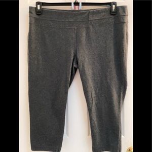 Capri style Tek gear dry tek work out pants